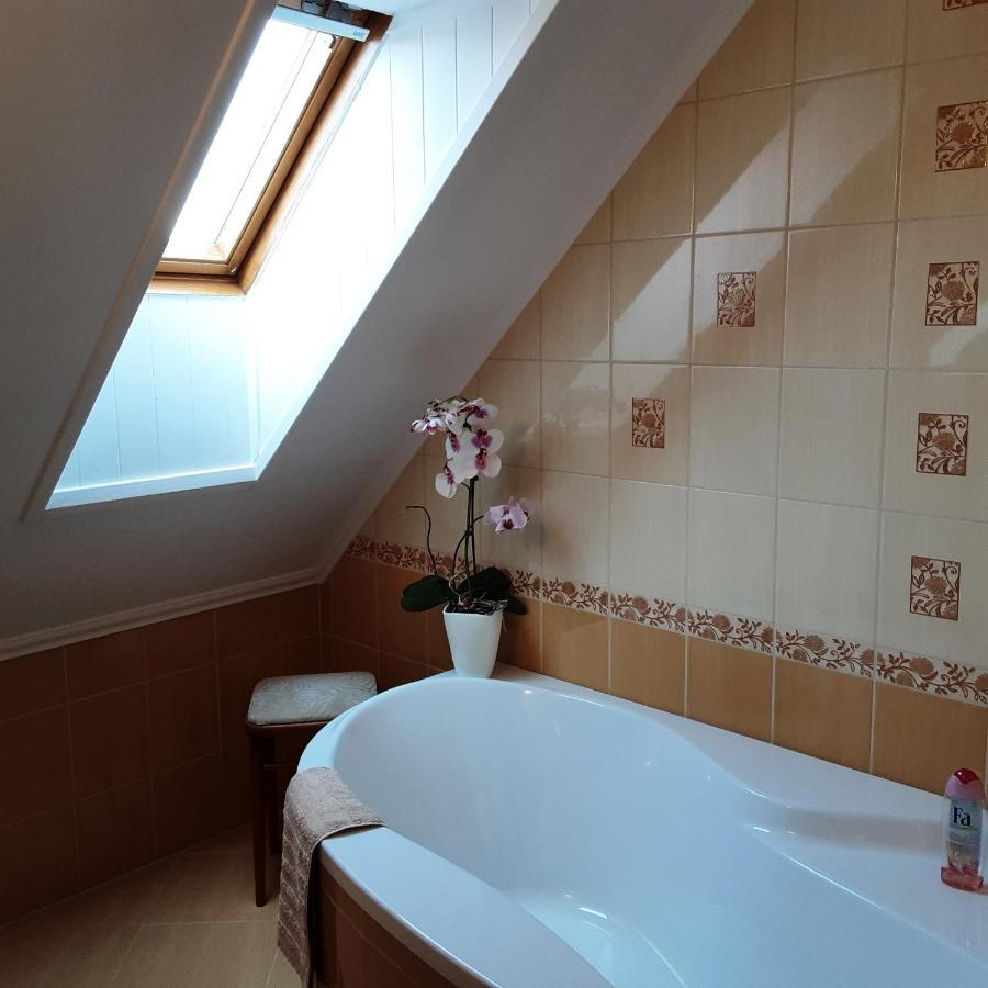 Jazmin Apartman Tihany Luaran gambar