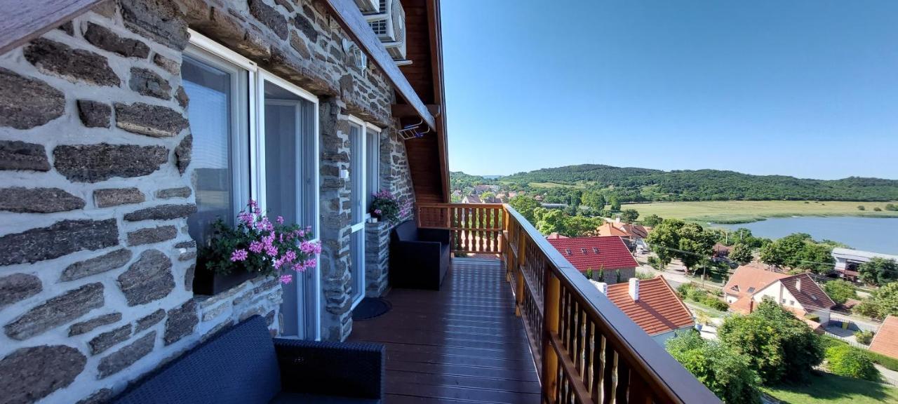Jazmin Apartman Tihany Luaran gambar