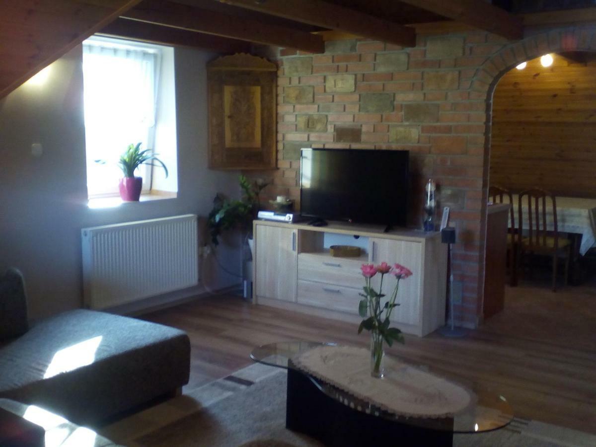 Jazmin Apartman Tihany Luaran gambar